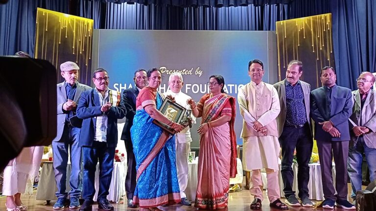 Louis Braille School Principal Felicitated